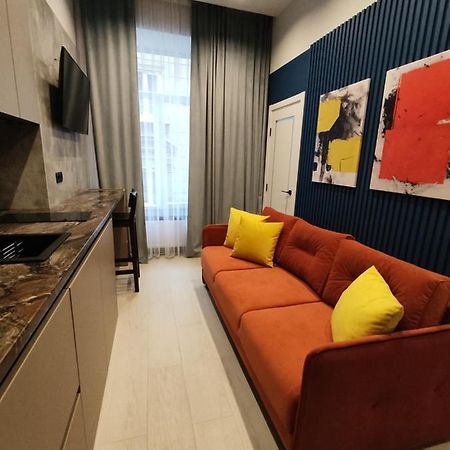 Brativ Rohatynciv 32 Lviv Buitenkant foto