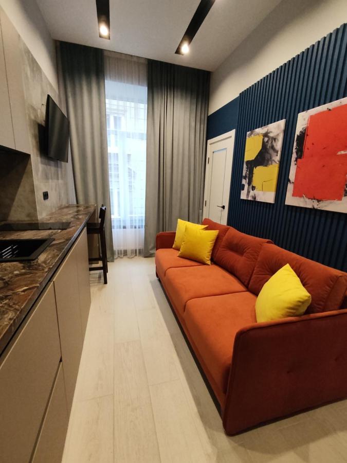 Brativ Rohatynciv 32 Lviv Buitenkant foto